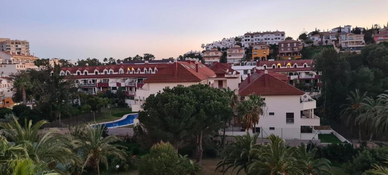 Soleado Apartamento Golf Y A 900 M De La Playa Benalmádena Eksteriør billede